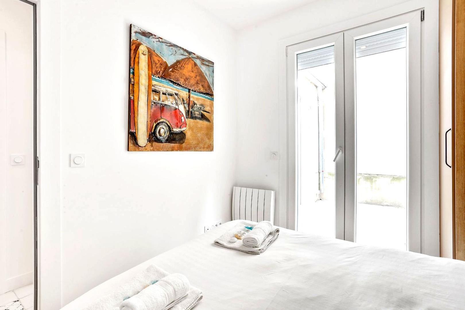 245 Mercedes - Superb In Appartement Paris